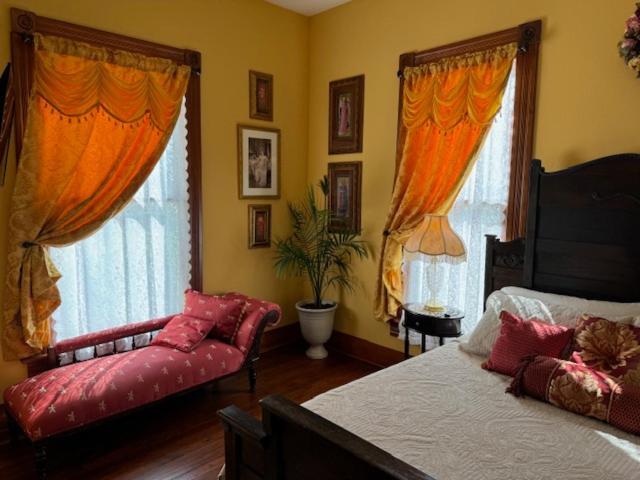 Woodbine Inn And Restaurant Madisonville Dış mekan fotoğraf